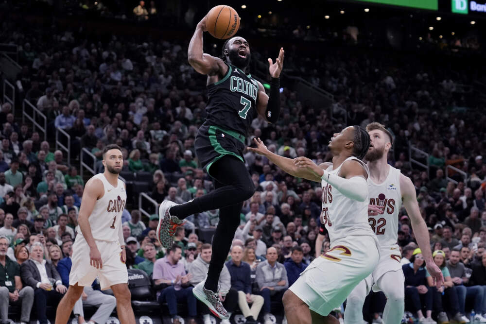 Cavaliers Beats Celtic 115-111